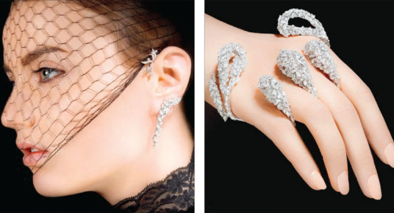 قطعة بعنوان «رايفن» تزين الأصابع والكف