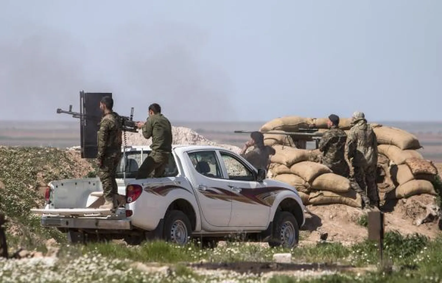 «داعش» يشن هجوما واسعا على رأس العين الحدودية مع تركيا