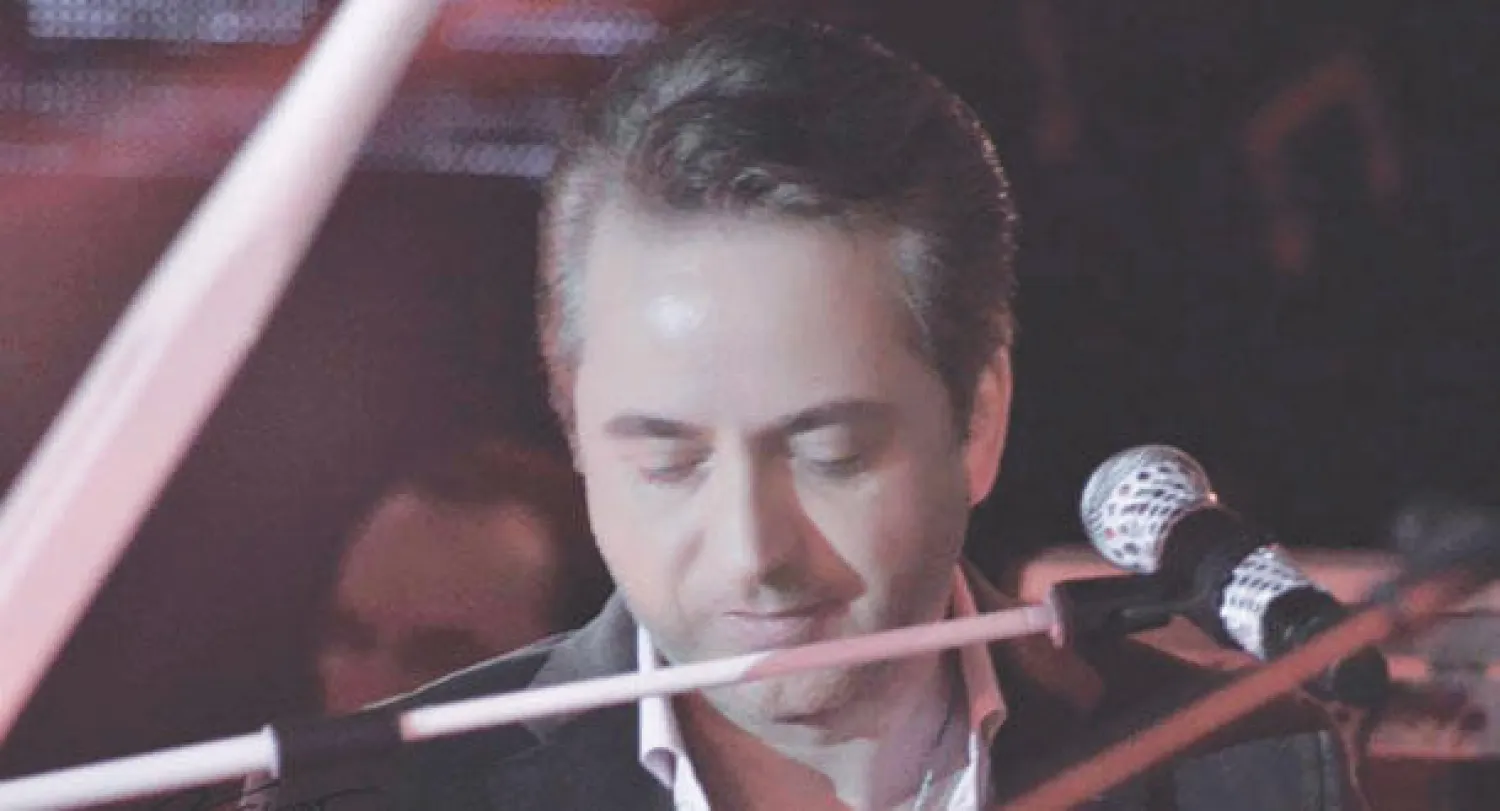 الفنان مروان خوري في إحدى حفلاته الغنائية السابقة