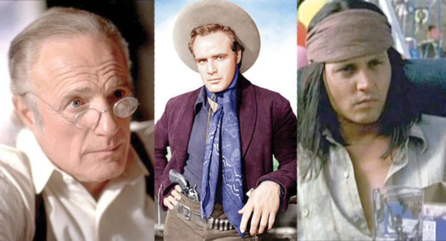 من تشارلز لوتون إلى جوني ديب .. ممثلون خاضوا غمار الإخراج مرة وتوقفوا