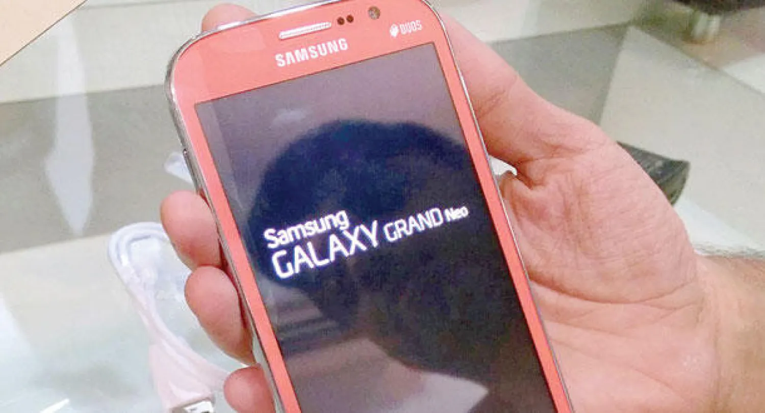 الهواتف الجوالة سلاح الهند