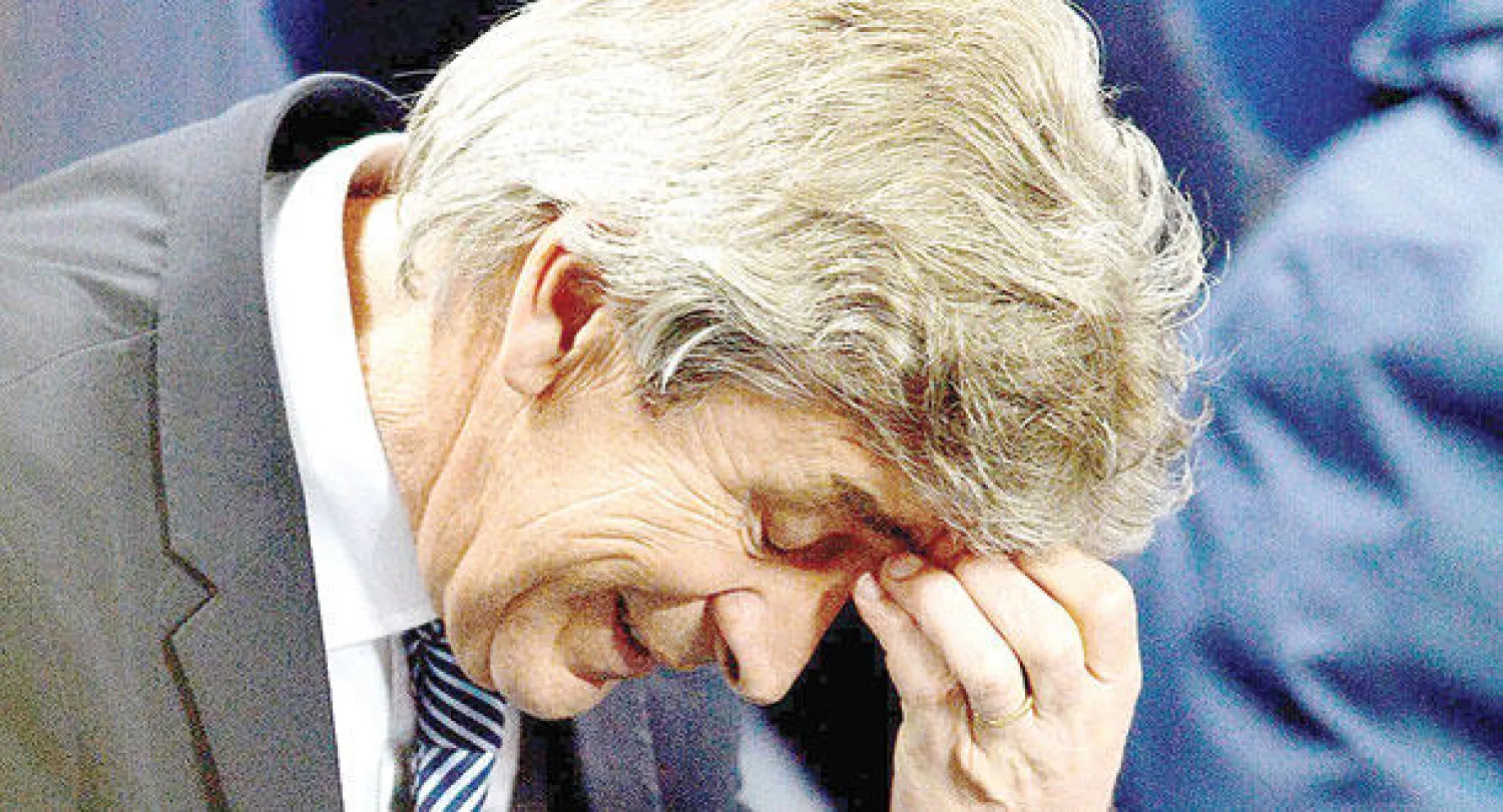 الضغوط تزداد على بيليغريني (إ.ب.أ)