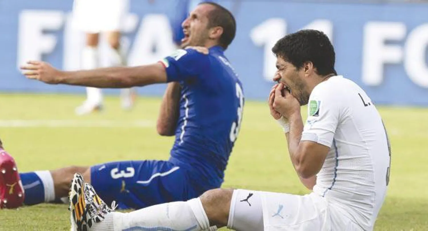 سواريز ما زال يدفع ثمن العضة ({الشرق الأوسط})