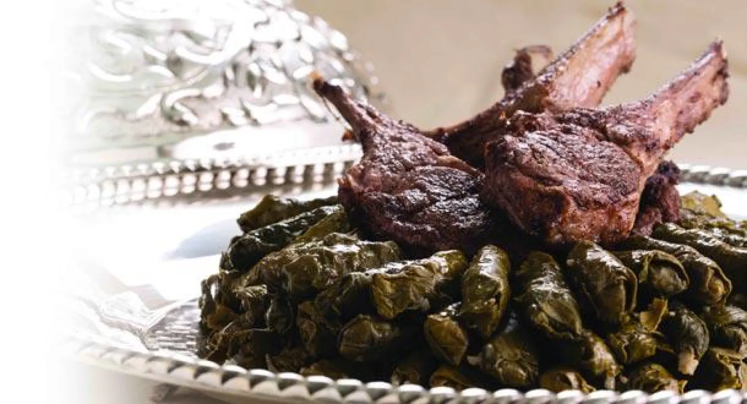 ورق عنب «دولما» (الصور من : ميلاد أيوب)