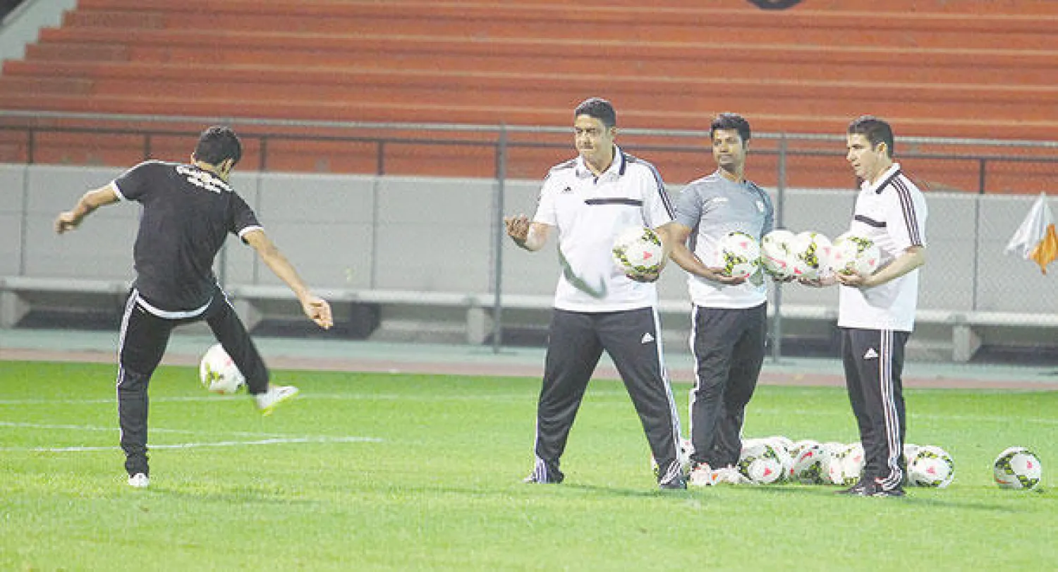 جانب من تدريبات الشباب الأخيرة (المركز الإعلامي لنادي الشباب)