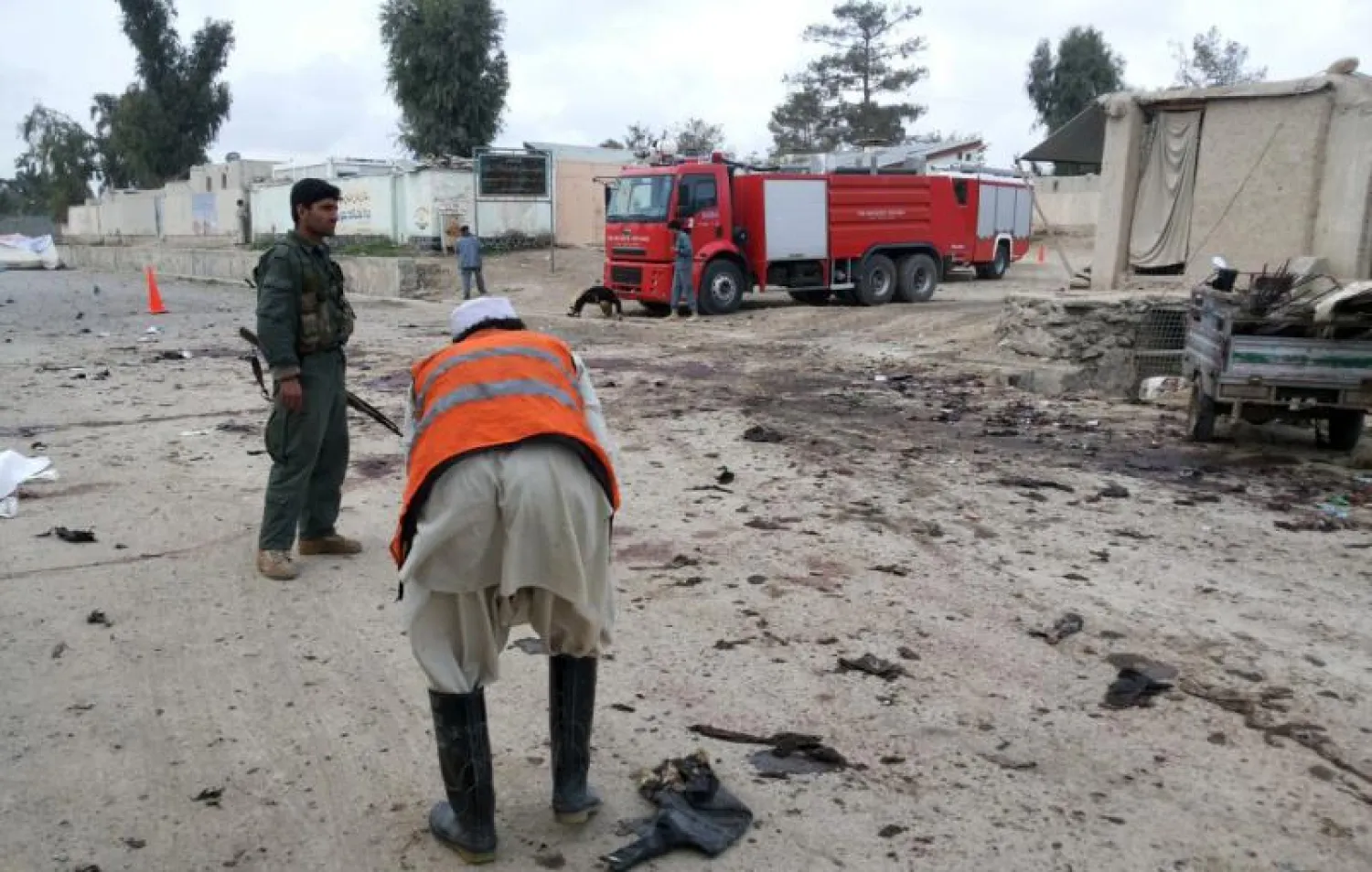 13 قتيلا على الأقل بعملية انتحارية في أفغانستان