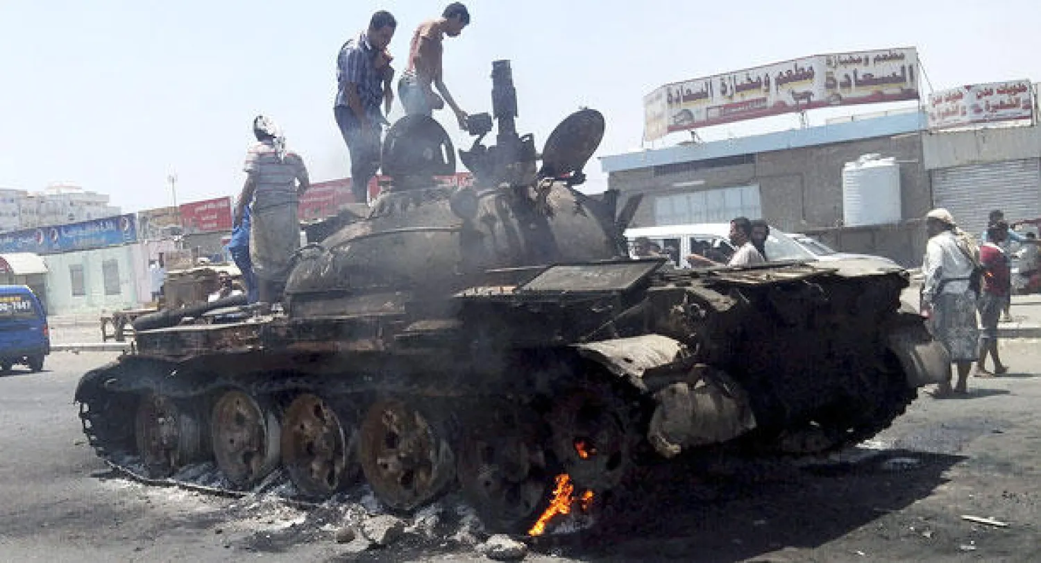 ضربات «عاصفة الحزم» تطرد الحوثيين من مواقع في عدن