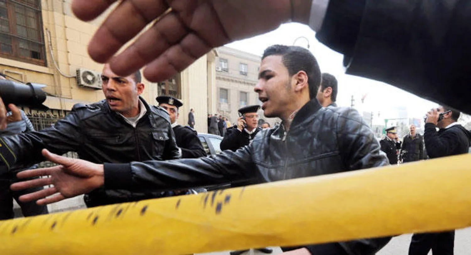 انفجار عبوتين ناسفتين في محيط قسم شرطة بغرب القاهرة