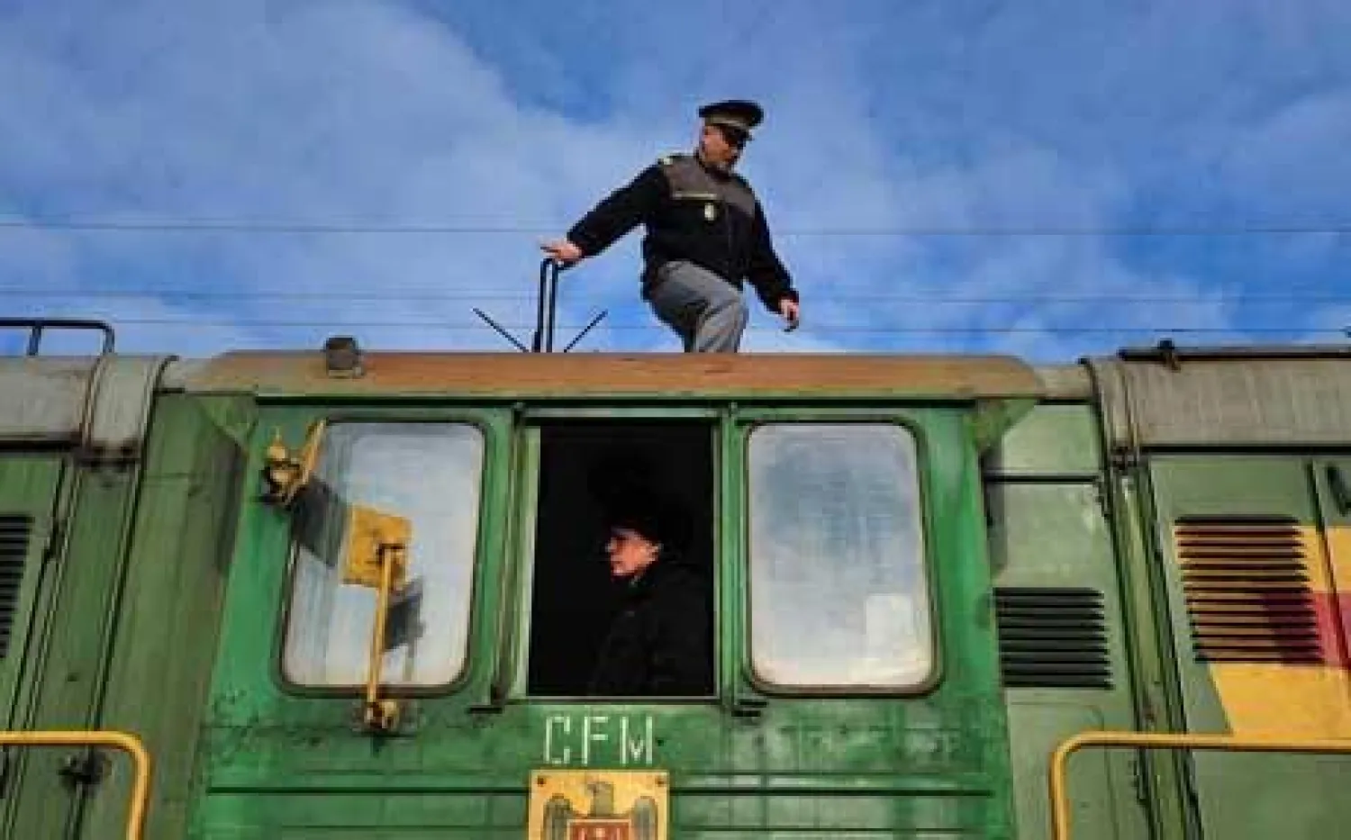 بوخارست ترحل 7 أجانب لصلتهم بـ«داعش» و«القاعدة»