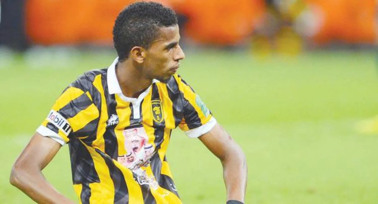 عسيري مدافع الاتحاد يتحسر على خسارتهم أمام النصر (واس)