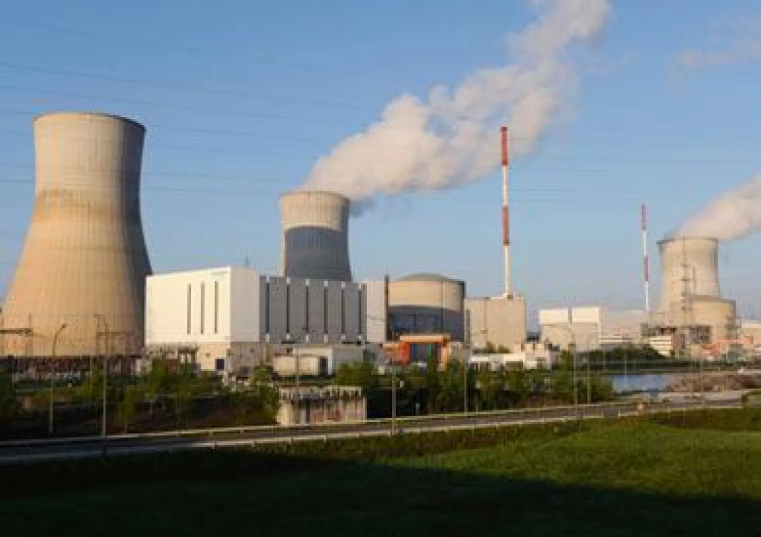 اختفاء شحنة مواد مشعة من مصنع للفولاذ بفيتنام