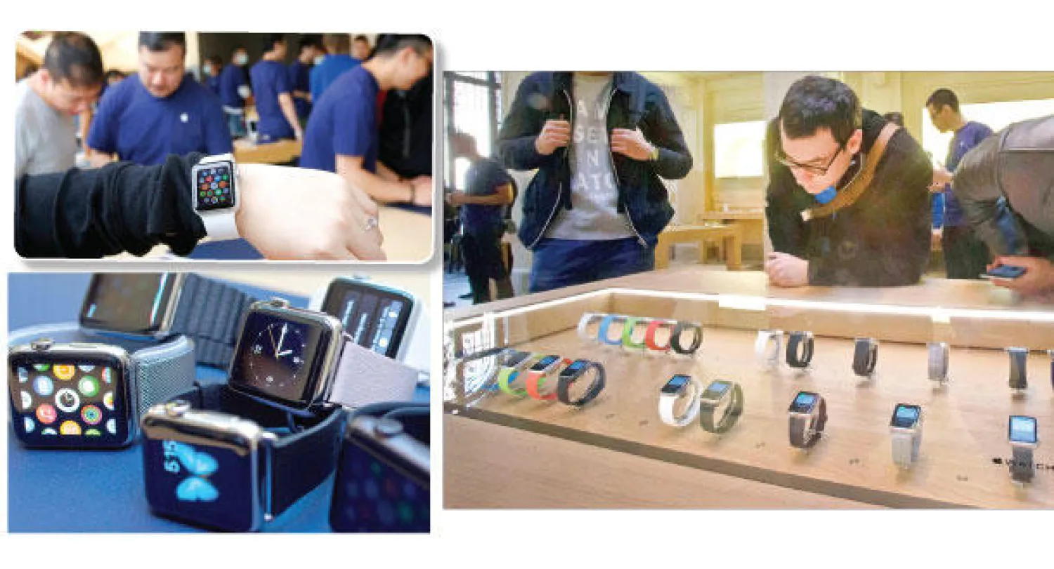 نماذج مختلفة لساعة «أبل» الذكية (أ.ب) (إ.ب.أ)