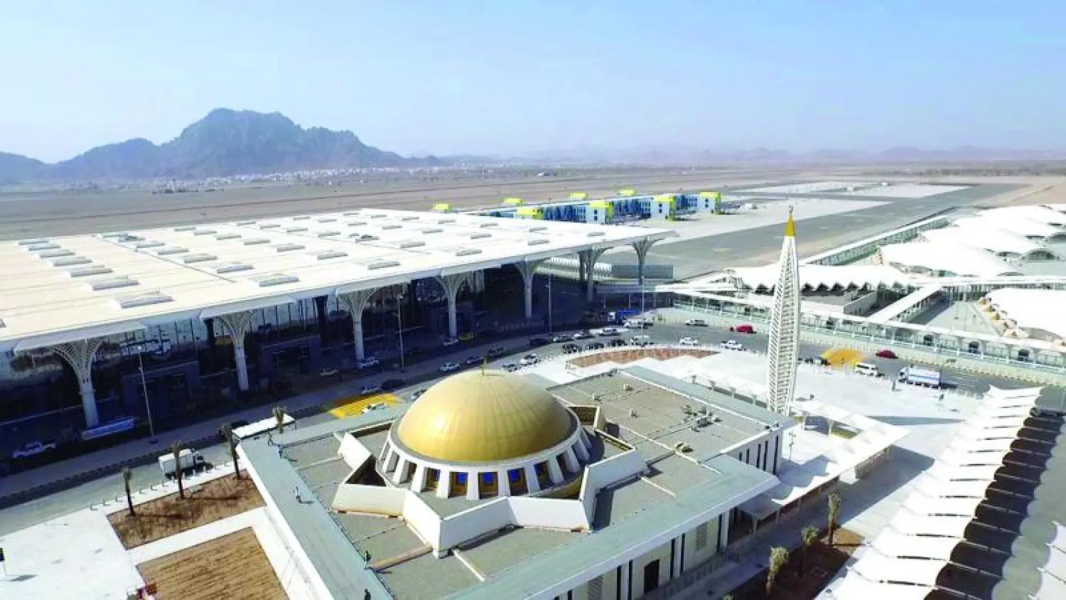 جانب من مطار المدينة (واس)