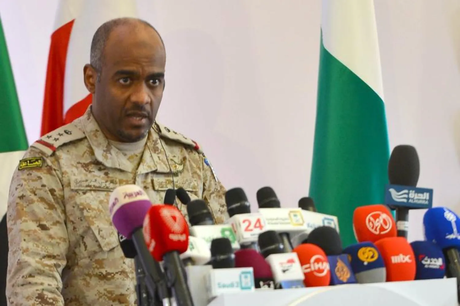 قوات التحالف تؤكد عدم وجود سفن إغاثه عالقة في المياة الإقليمية لليمن