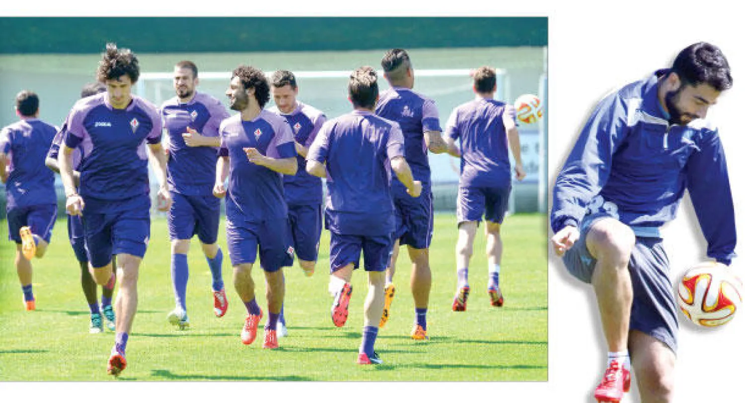 مدافع  نابولي  راؤول ألبيول (أ.ف.ب)، التعادل في أوكرانيا سهل مهمة فيورنتينا في فلورنسا (أ.ف.ب)