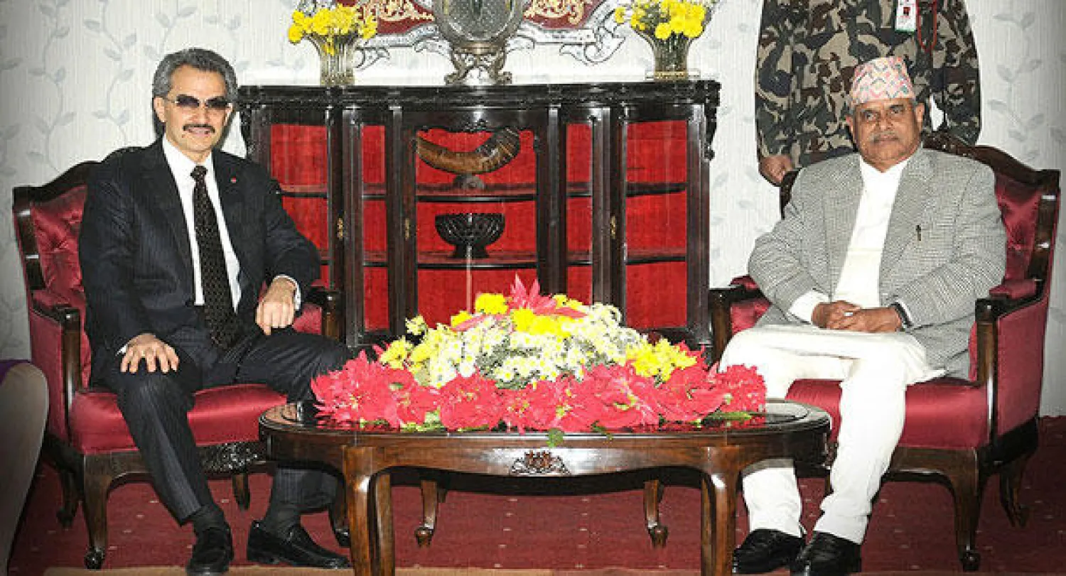 رئيس جمهورية نيبال الدكتور رام بان ياداف و الامير الوليد خلال زيارة سابقة