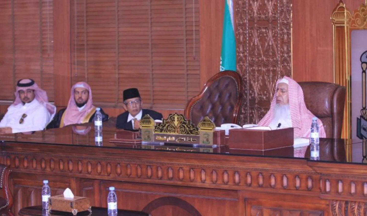 مفتي السعودية: العالم الإسلامي يمر بفترات عصيبة وتحديات كبيرة من بعض أعداء الإسلام