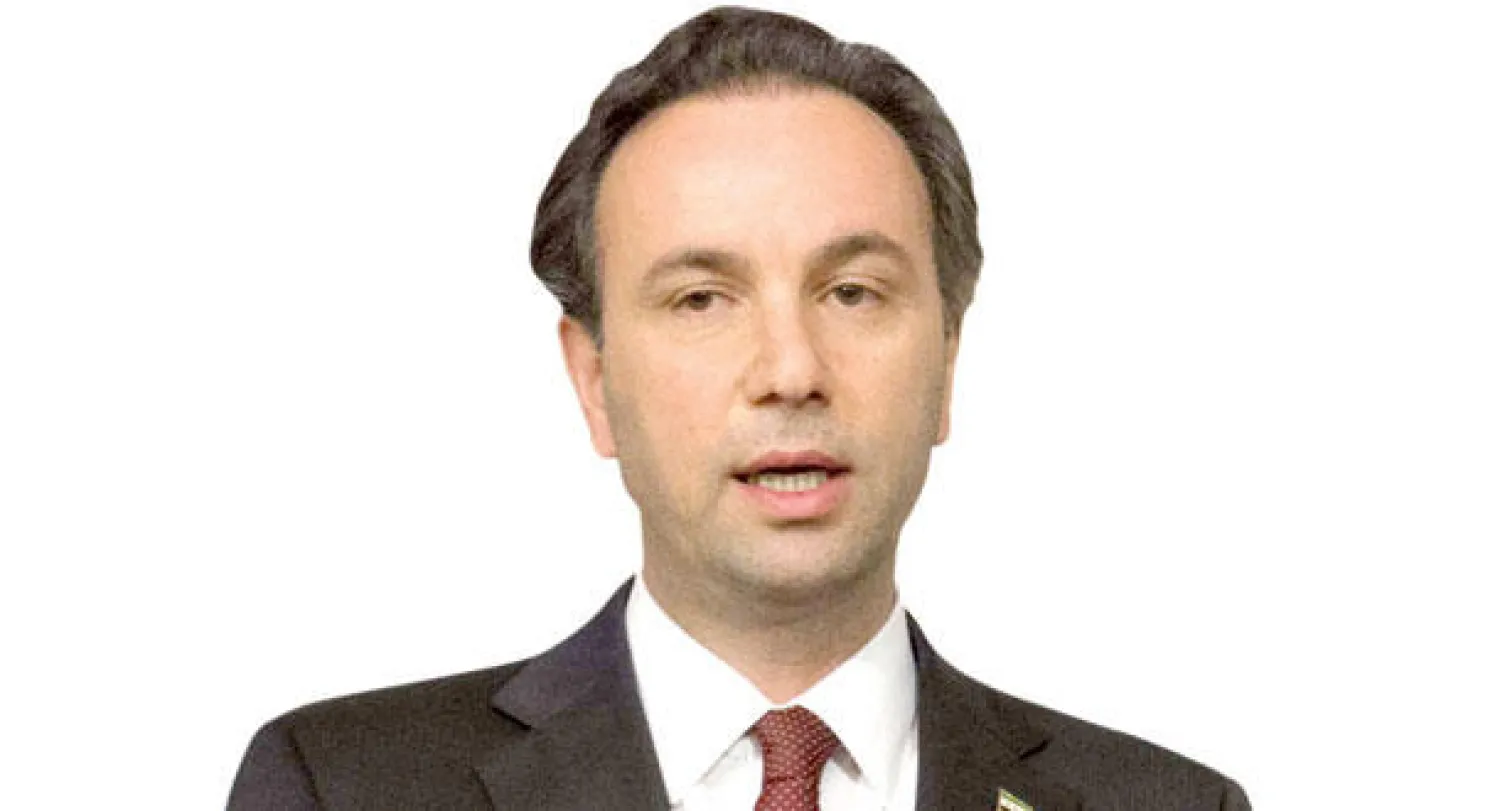 خوجة لـ {الشرق الأوسط}: نتوقع انتهاء الحظر على مضادات الطائرات