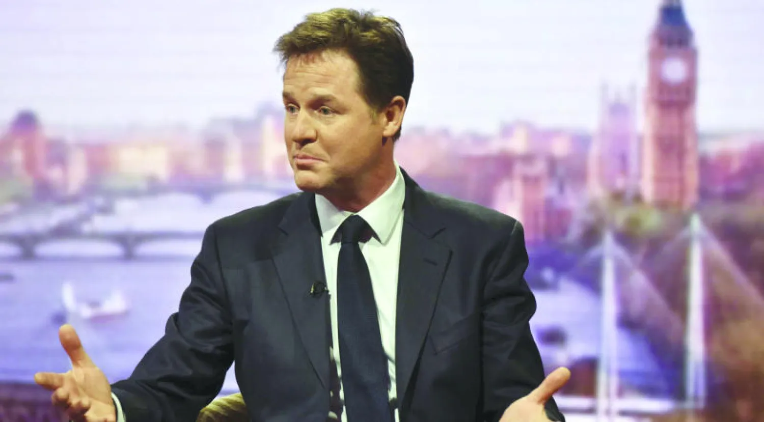 نائب رئيس الوزراء البريطاني نك كليغ خلال حواره مع هيئة الإذاعة البريطانية (بي بي سي) أمس (رويترز)