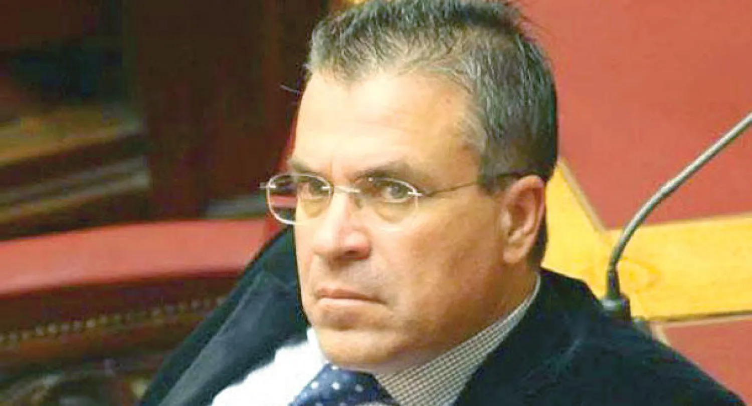 الوزير اليوناني أرجيريس دينوبولوس