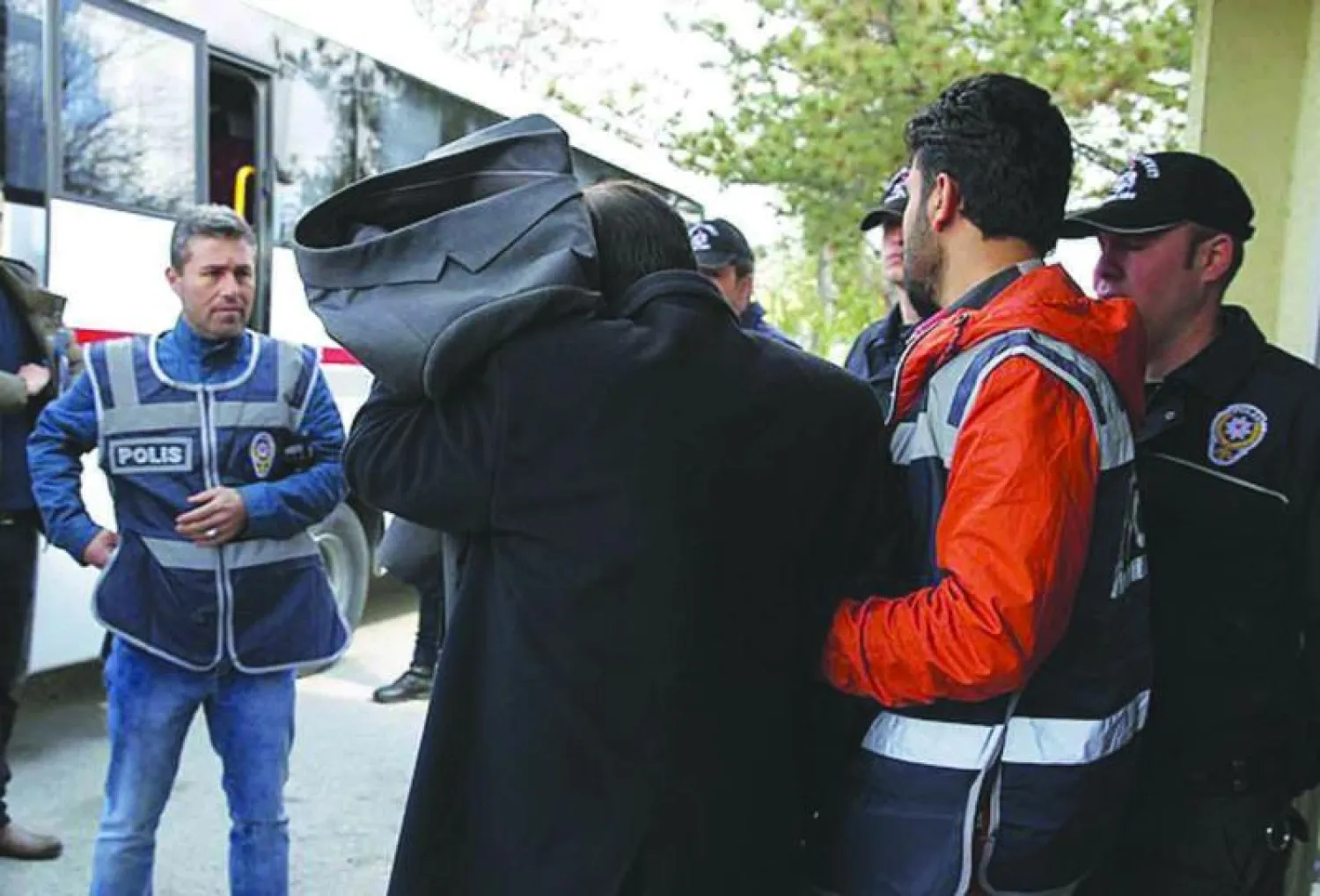 مصادر أمنية تركية: «غولن» أمر جماعته بـ«التغلغل إلى الشعيرات الدموية للدولة»