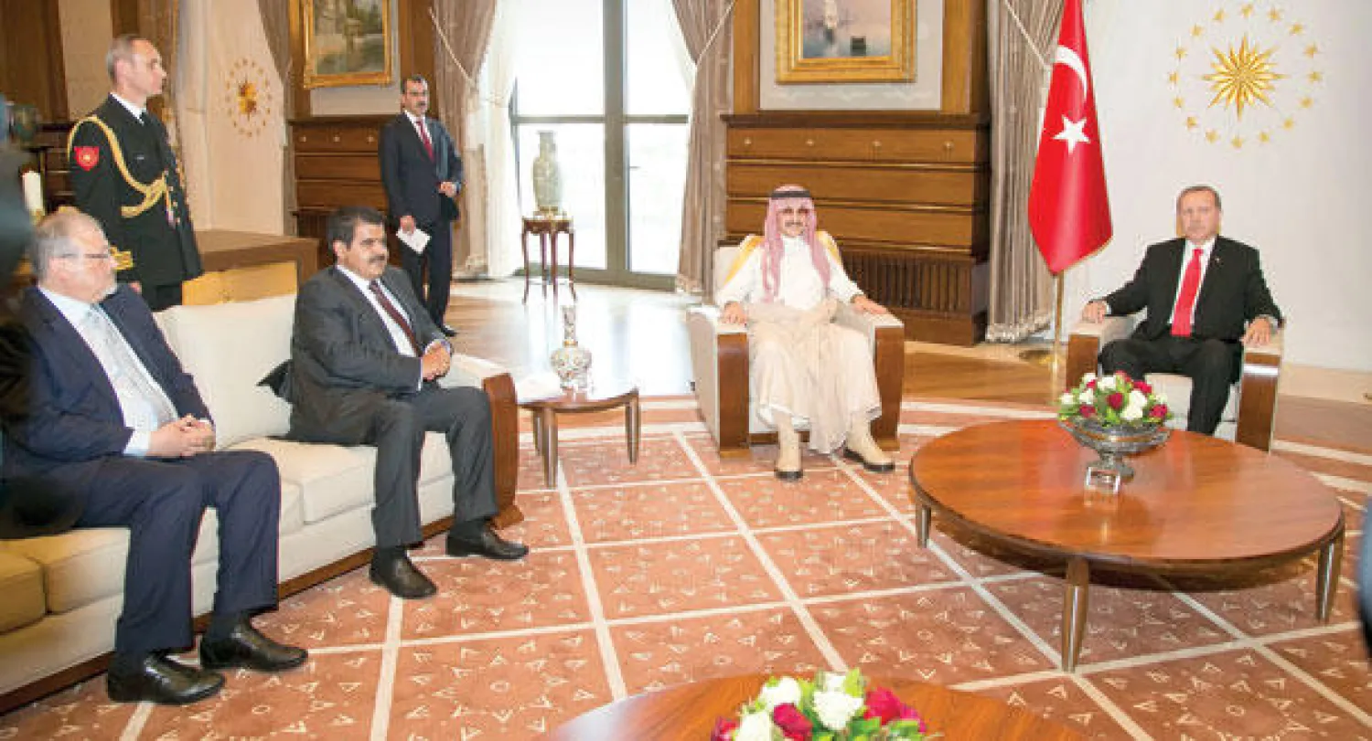 الأمير الوليد بن طلال لدى لقائه مع الرئيس التركيرجب طيب إردوغان ({الشرق الأوسط})