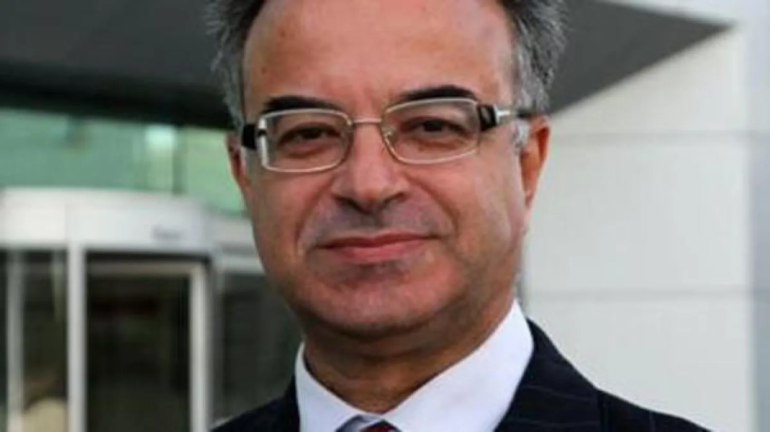 ارتفاع ديون تونس بنحو 60 % منذ الثورة