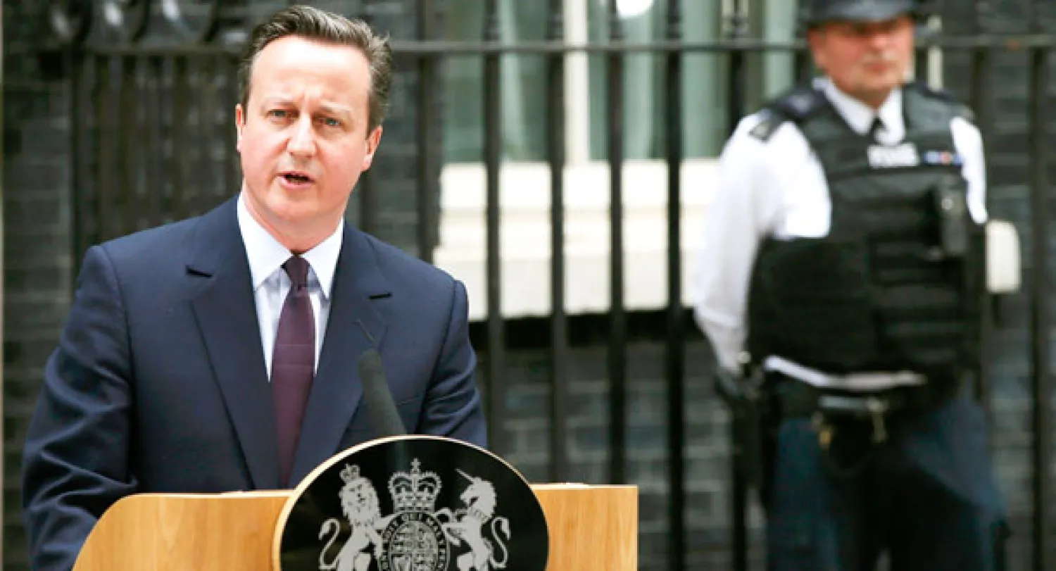 محافظو بريطانيا ينتصرون..وهزيمة موجعة للعمال