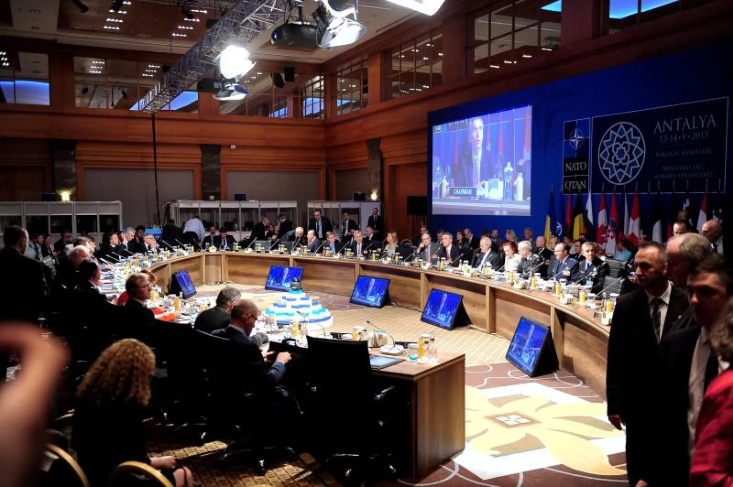 تعاون استخباراتي بين حلف «الناتو» و«الأوروبي»