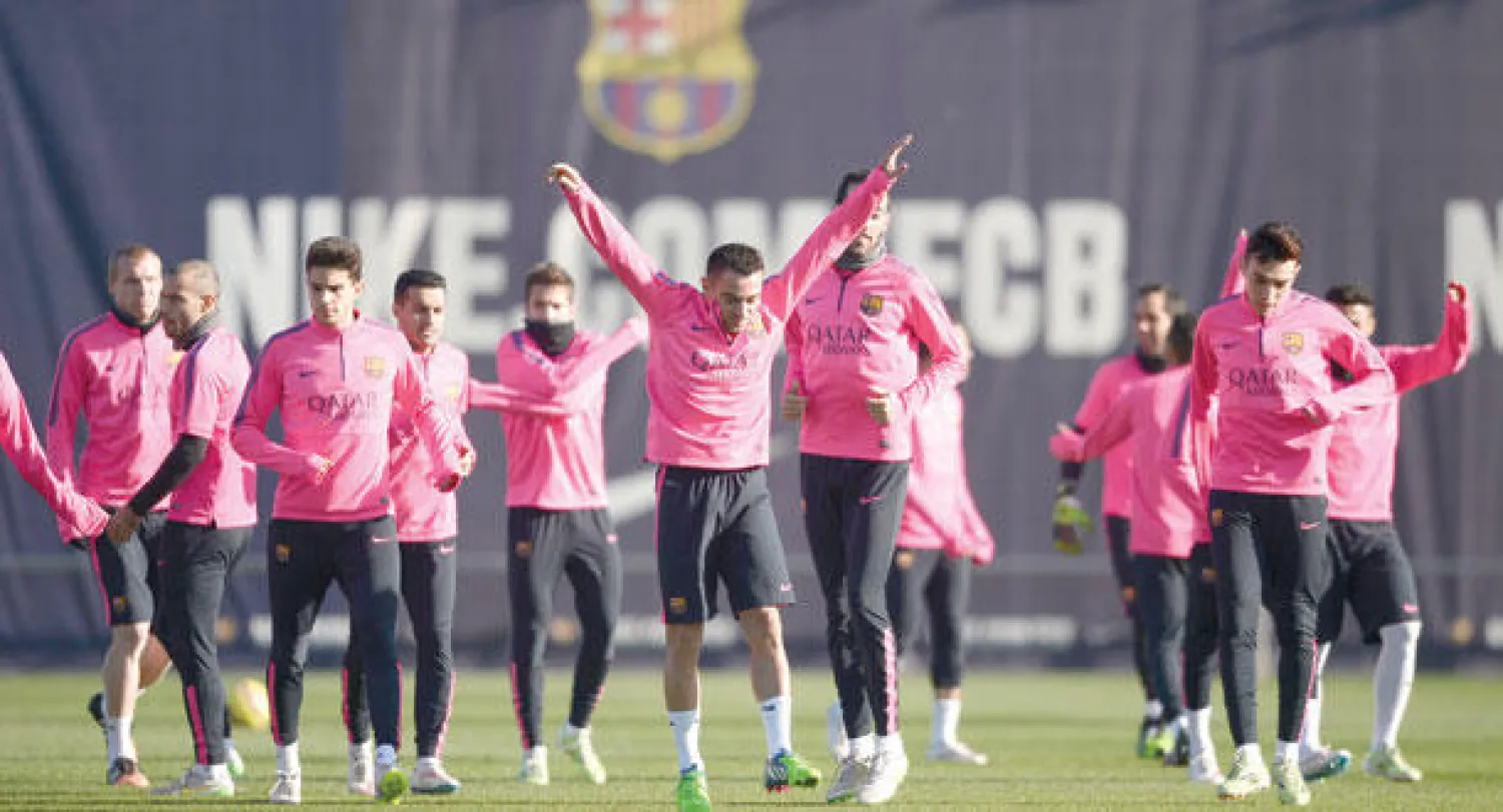 برشلونة يبحث عن الحلقة الأولى في سلسلة تتويجه (أ.ب)