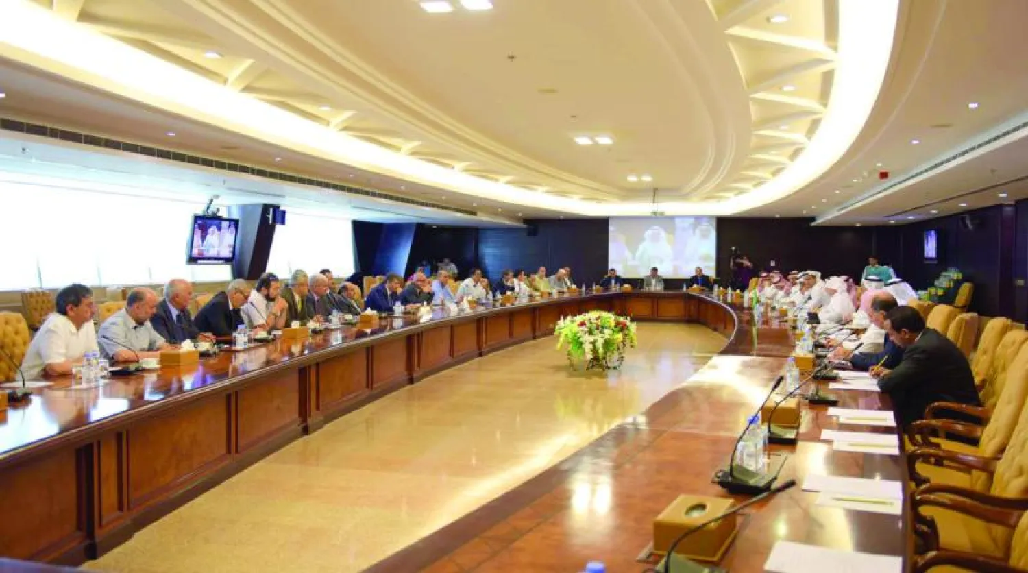 جانب من مباحثات قطاع الأعمال السعودي- الجزائري أمس بالرياض ({الشرق الأوسط})