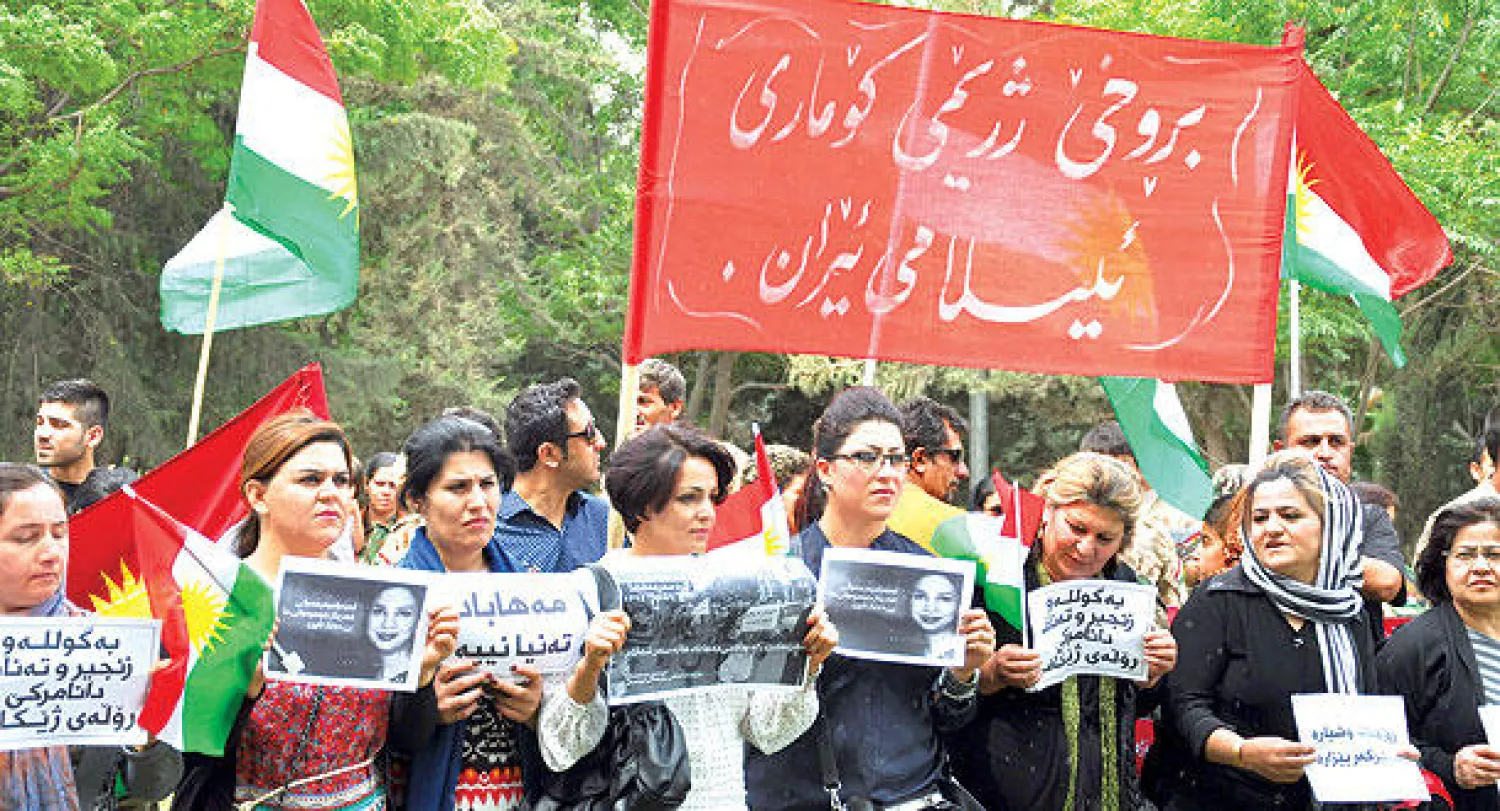 قنبلة الأقليات في إيران.. ومهاباد الشرارة