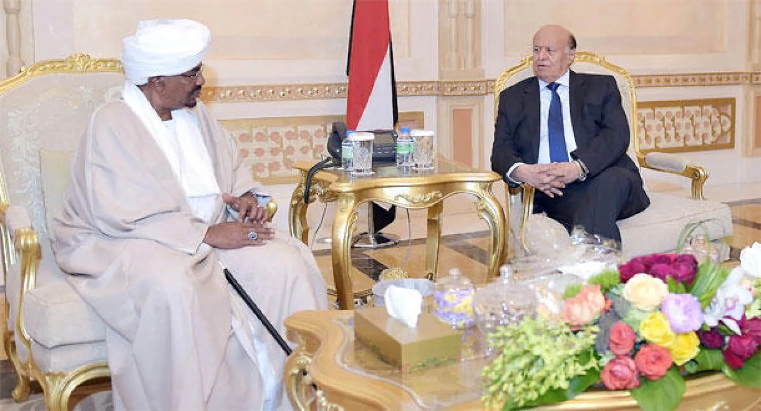 الرئيس اليمني يستقبل رئيس جمهورية السودان في الرياض