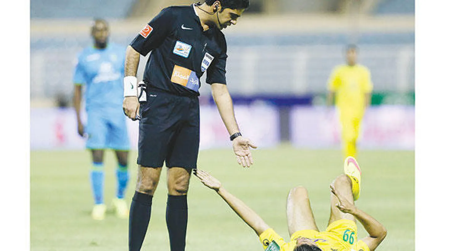 صالح الهذلول تنتظره مباراة صعبة بين الهلال والاتحاد  (تصوير: عيسى الدبيسي)