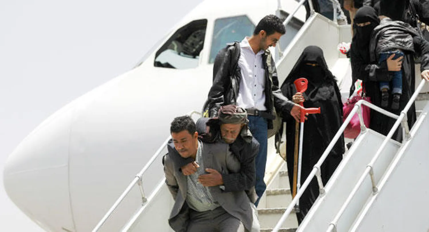 مركز الملك سلمان للإغاثة يعيد 4505 يمنيين كانوا عالقين بالخارج إلى وطنهم