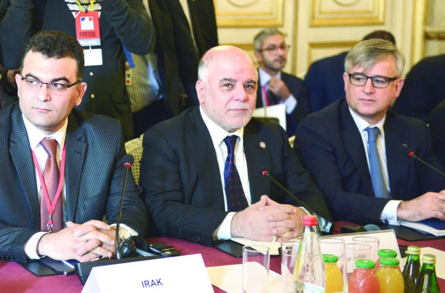 رئيس الوزراء العراقي حيدر العبادي خلال مشاركته في مؤتمر باريس ضد تنظيم داعش الذي افتتح في العاصمة الفرنسية الثلاثاء الماضي (أ.ب)