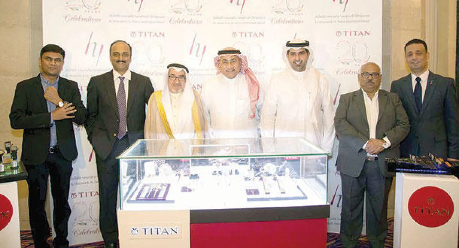 مجموعة الحصيني واليحيى للاستثمار تحتفلان بعقدين من التألق في منطقة الخليج العربي مع علامة تايتن للساعات