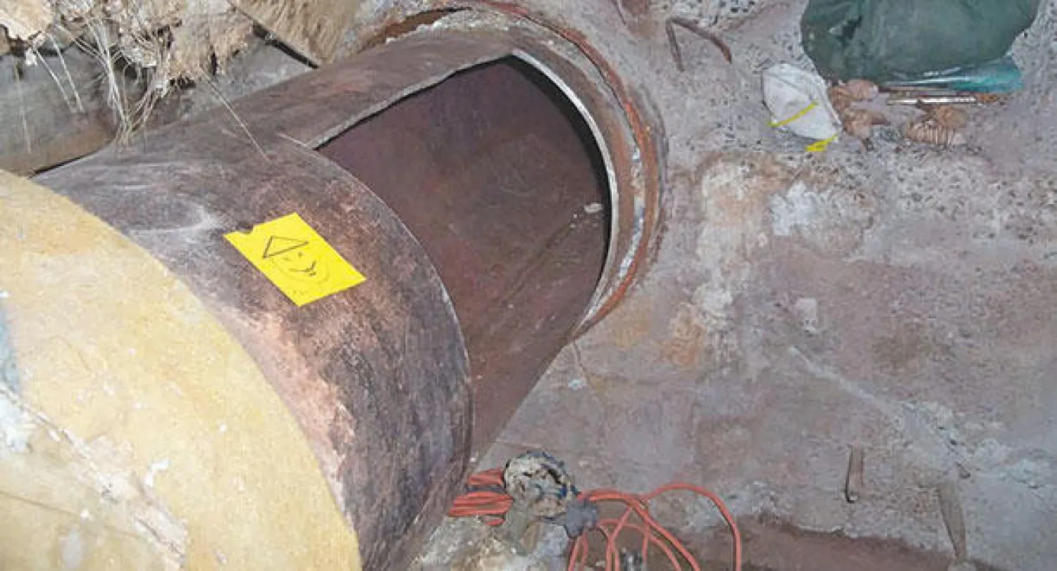 النفق الذي هربا منه بعد حفرهما حفرة في الزنزانة