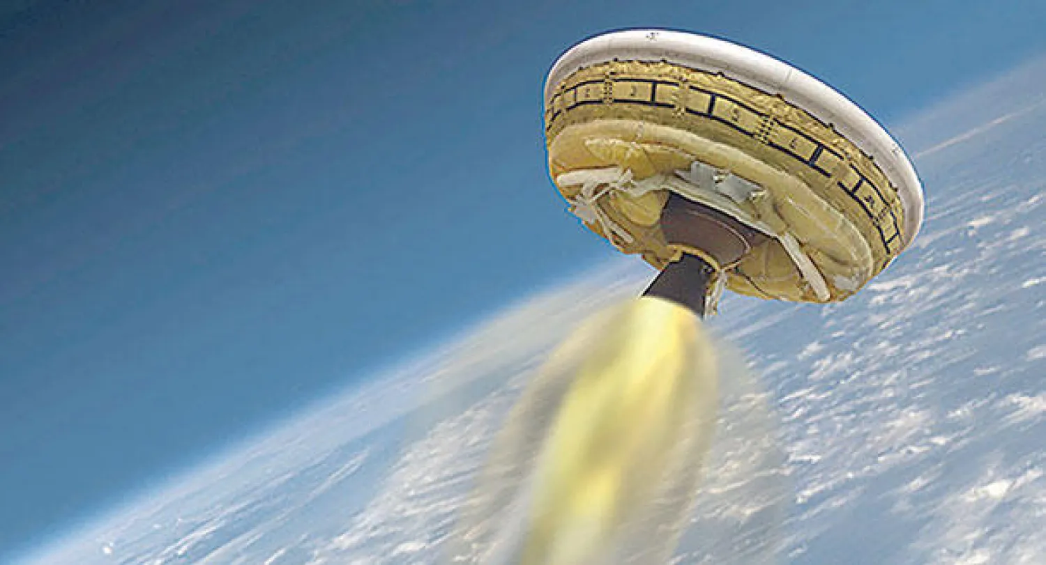 المركبة التي تشبه الطبق الطائر (رويترز)