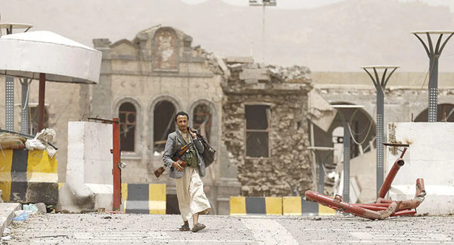 إيران تشارك في لقاء جنيف.. عبر مستشارين لدعم الحوثيين