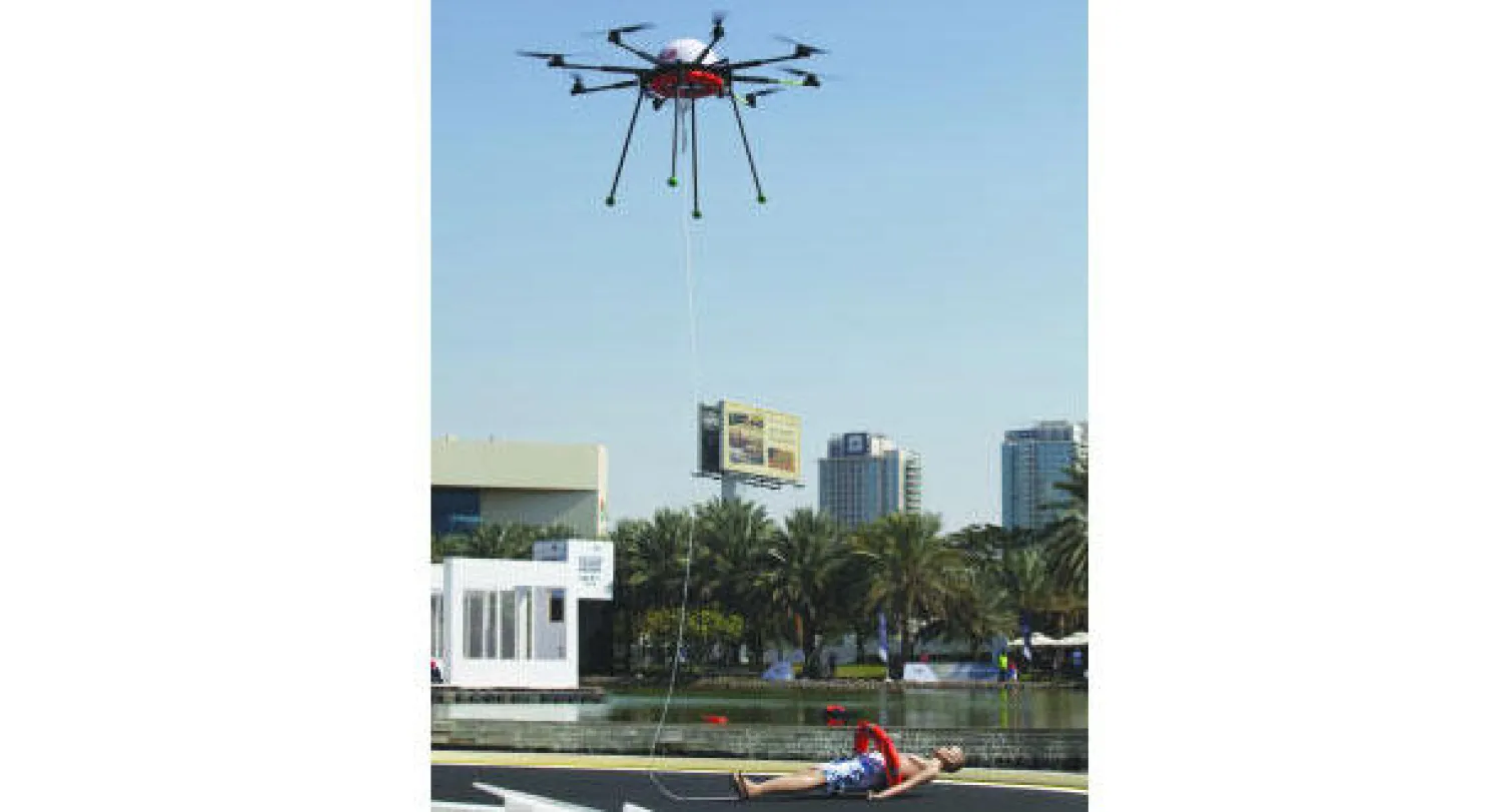 جانب من الدورة الأولى لمسابقة الطائرة من دون طيار («الشرق الأوسط»)