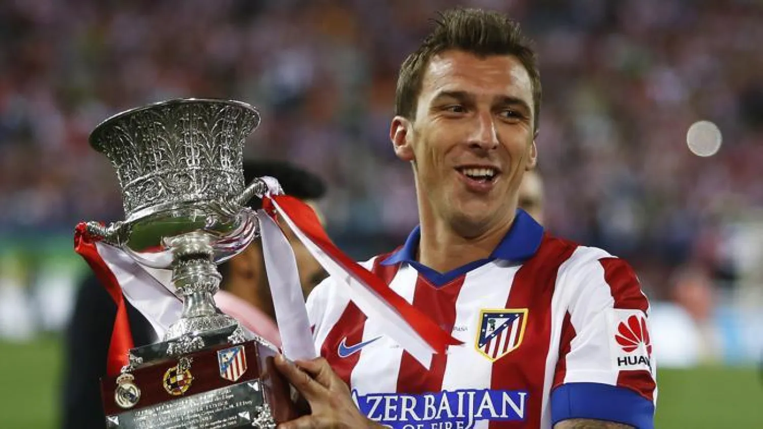 يوفنتوس يضم الكرواتي ماندزوكيتش لتعويض تيفيز