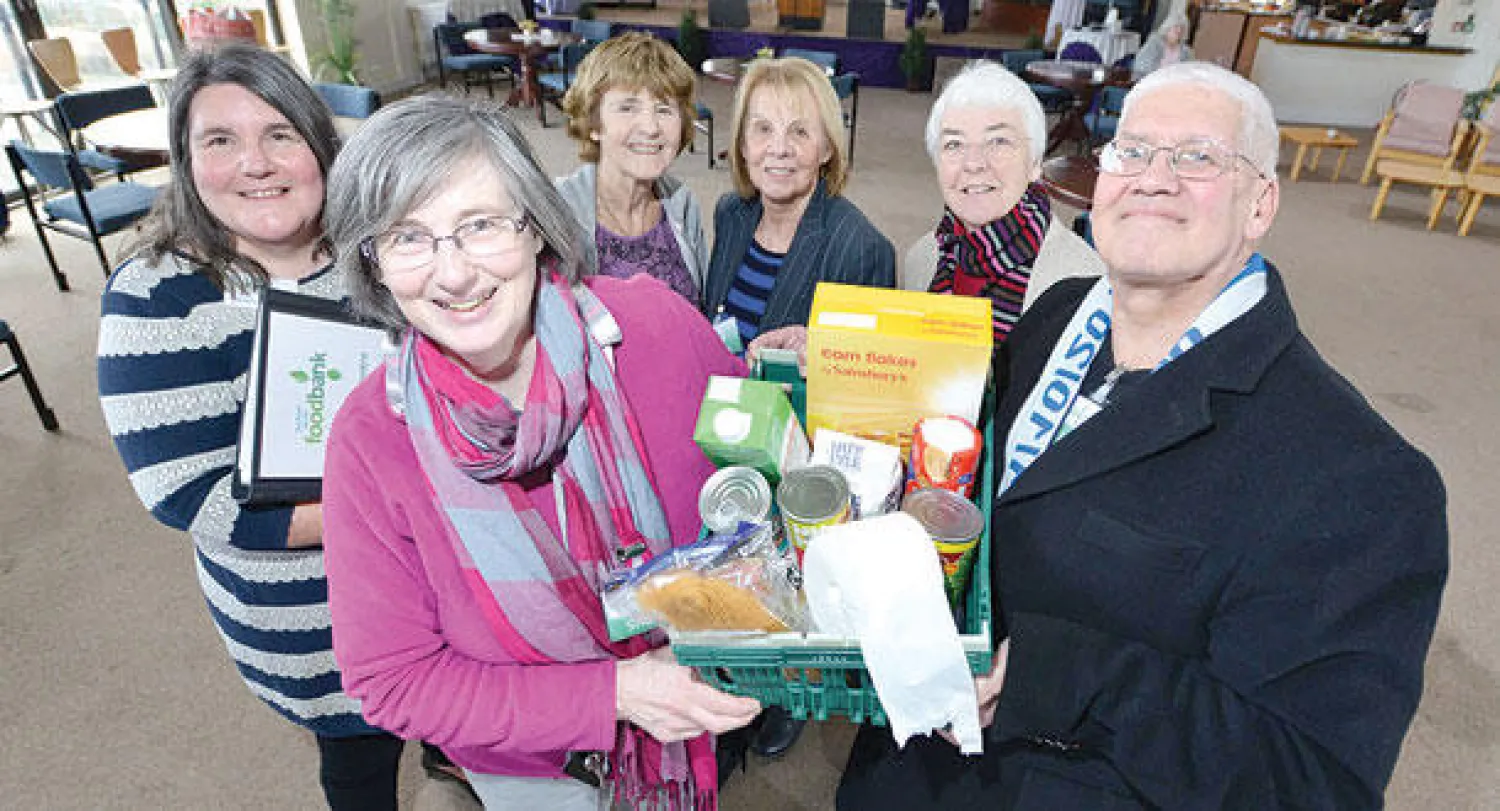 بنك طعام لمساعدة الفقراء