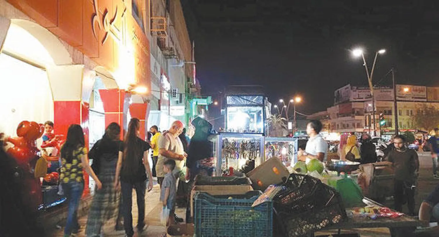 مول المنصور غير مواعيد افتتاحه المعتادة لتبدأ من الساعة الثانية ظهرًا كل يوم ويستمر حتى الثالثة بعد منتصف الليل