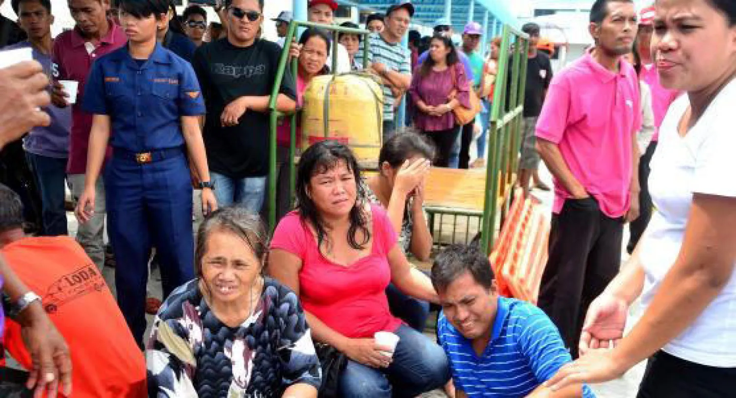 مصرع 36 شخصا في غرق عبارة قبالة شواطئ الفلبين