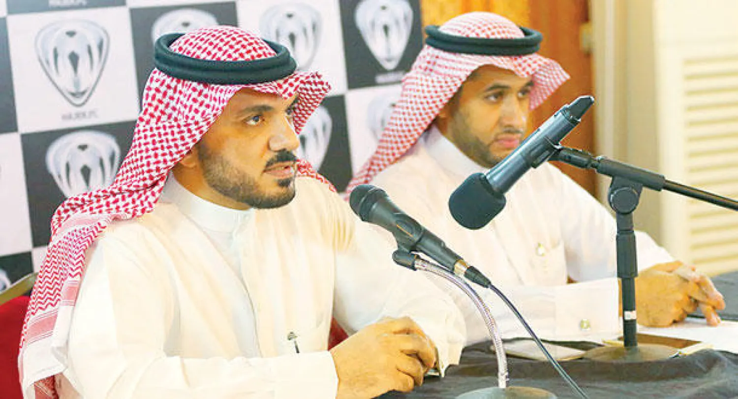 الملحم يتحدث خلال المؤتمر الصحافي أمس (المركز الإعلامي بنادي هجر)