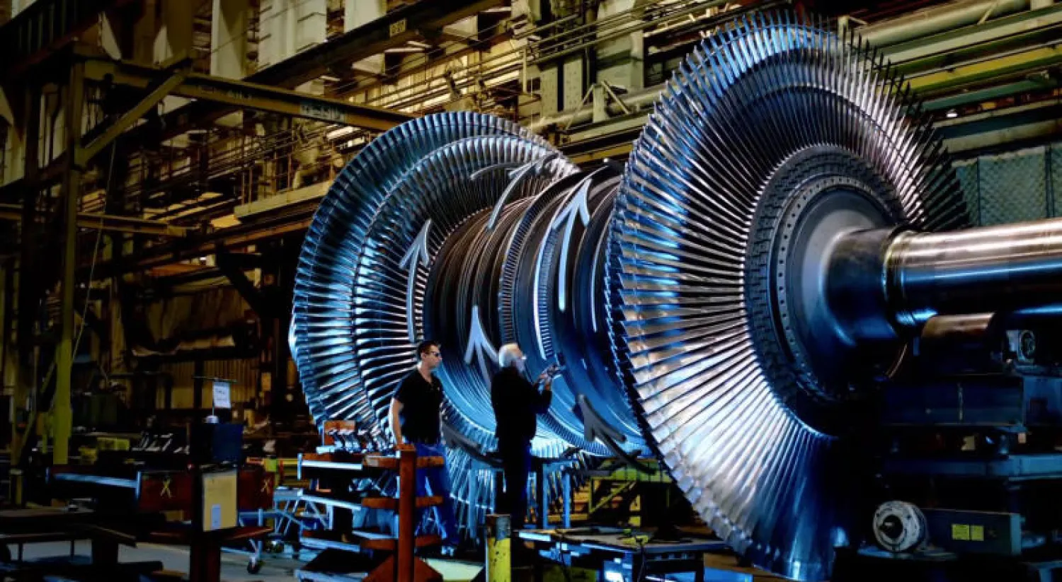 طلبيات المصانع الألمانية تنخفض بأقل من المتوقع في مايو