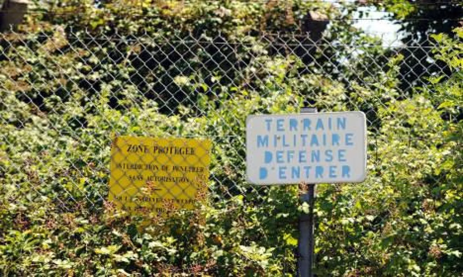 سرقة متفجرات من موقع عسكري بفرنسا