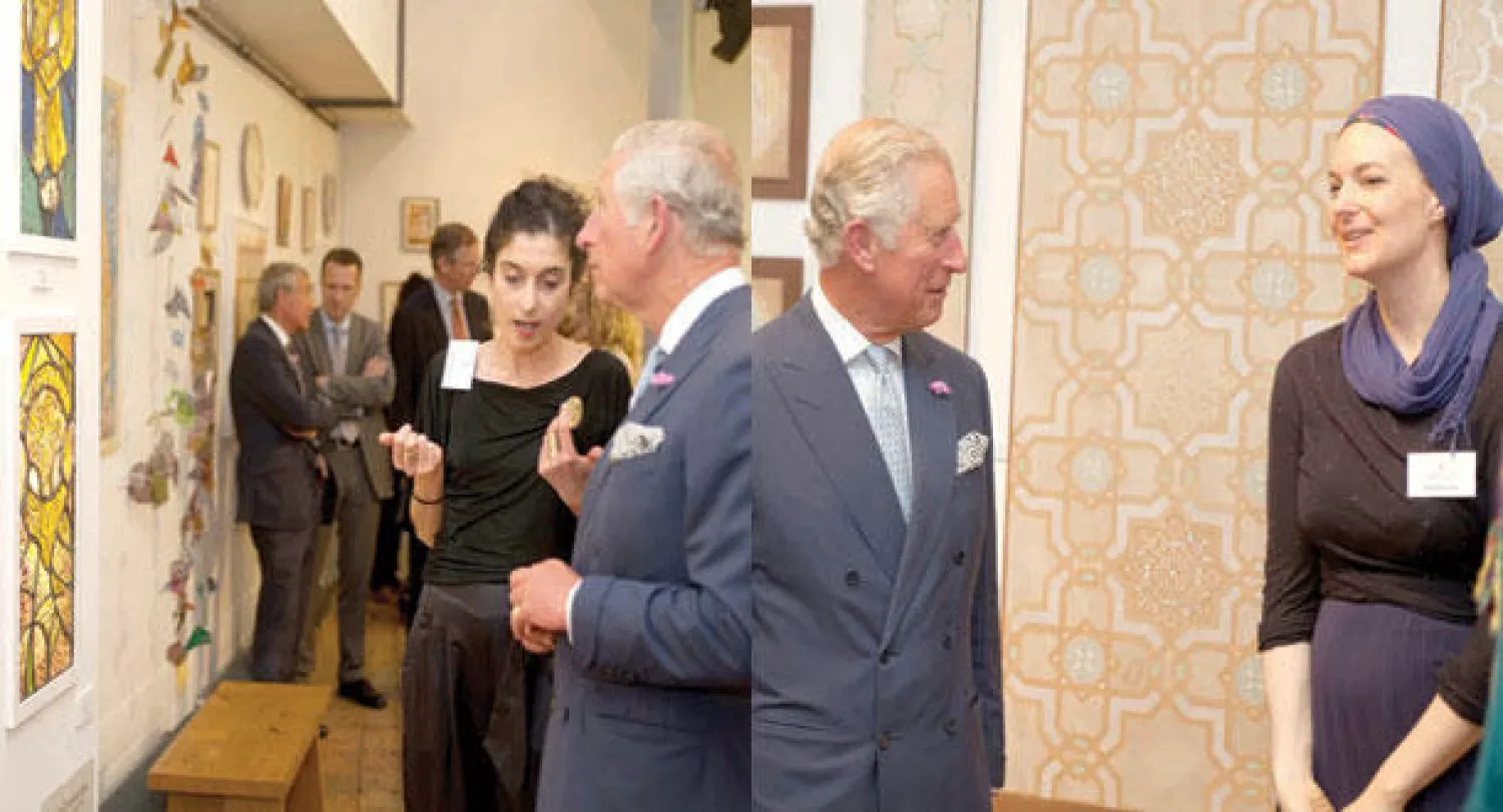 الأمير تشارلز أثناء حضوره حفل التخرج (الصورة من مدرسة الأمير للفنون التراثية)