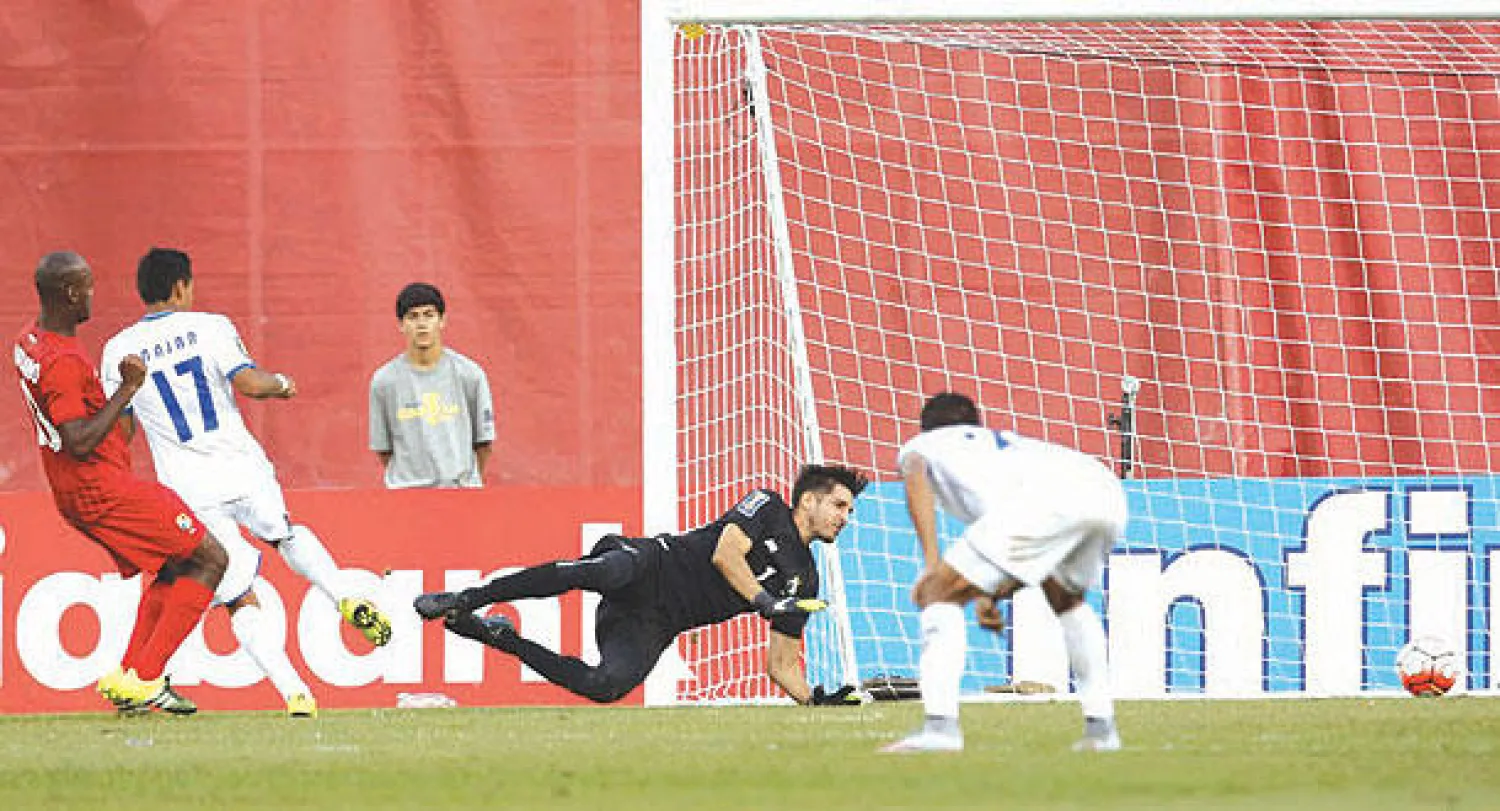 اندي ناجار (17) يتعادل لهندوراس في مباراة مثيرة  (أ.ف.ب)